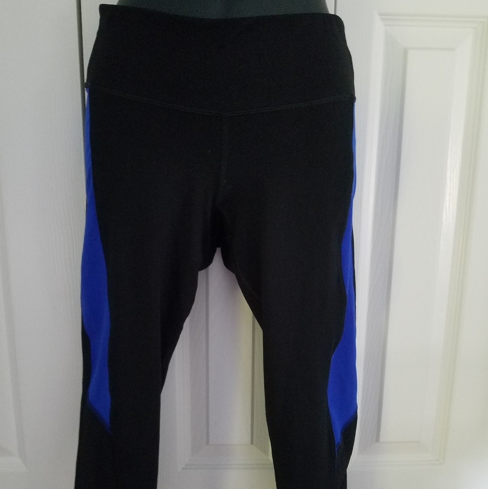 Old navy active capri tights